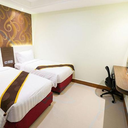 Hotel Grand Citra Makassar Exterior foto
